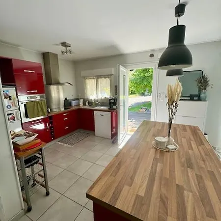 Le Carreyrat, Maison T4 Proche Centre Prázdninový dům *
