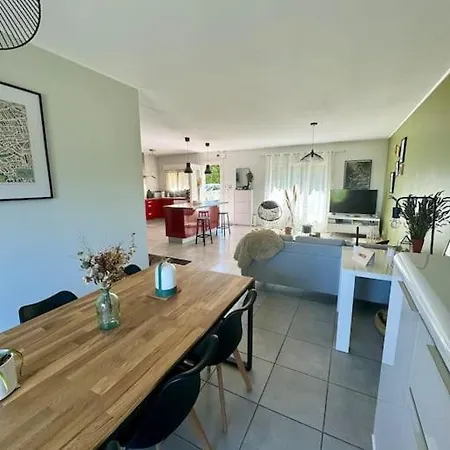 Prázdninový dům Le Carreyrat, Maison T4 Proche Centre Montauban